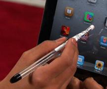 Stift für einen kapazitiven Bildschirm: Warum das so ist und wie man ihn herstellt